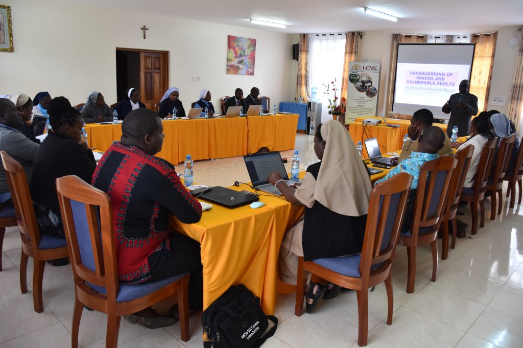 - LCMC | Media literacy education | Artificial Intelligence | Resilience | Formation | Media and communications training |Digital media literacy