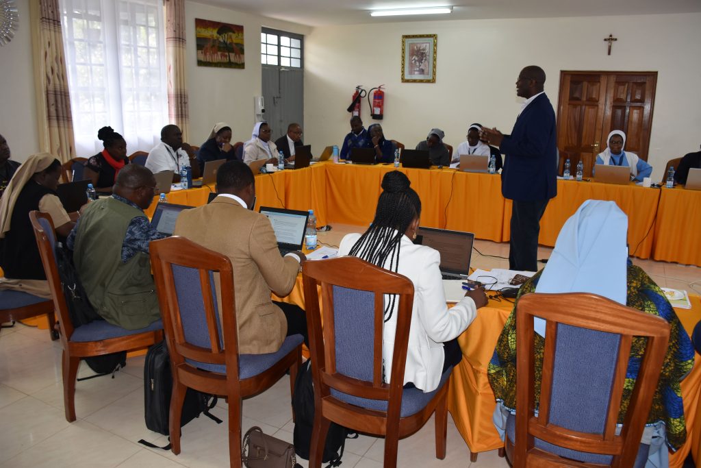 - LCMC | Media literacy education | Artificial Intelligence | Resilience | Formation | Media and communications training |Digital media literacy