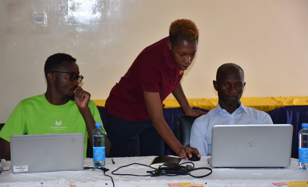 - LCMC | Media literacy education | Artificial Intelligence | Resilience | Formation | Media and communications training |Digital media literacy