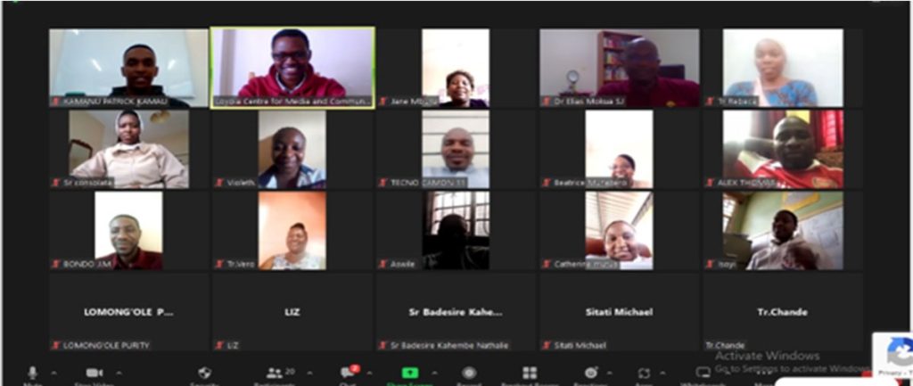 - LCMC | Media literacy education | Artificial Intelligence | Resilience | Formation | Media and communications training |Digital media literacy