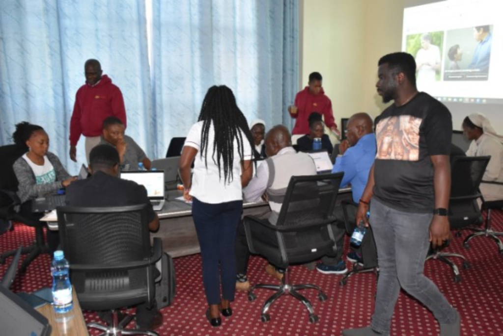 - LCMC | Media literacy education | Artificial Intelligence | Resilience | Formation | Media and communications training |Digital media literacy