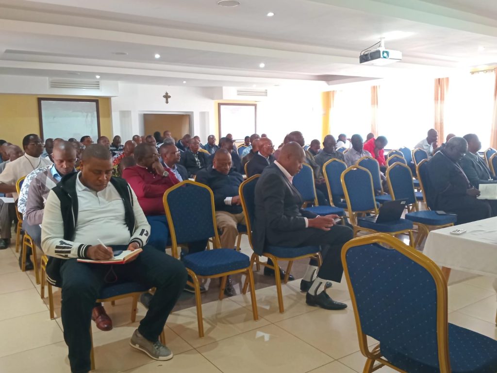 LCMC | Media literacy education | Artificial Intelligence | Resilience | Formation | Media and communications training |Digital media literacy